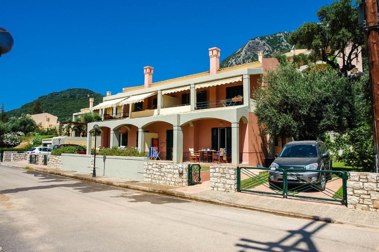 Barbati Bay Elegant Beach Apartments By Hotelius Exterior foto