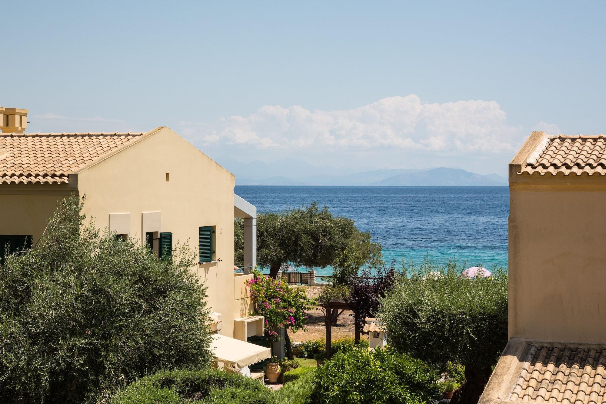 Barbati Bay Elegant Beach Apartments By Hotelius Exterior foto